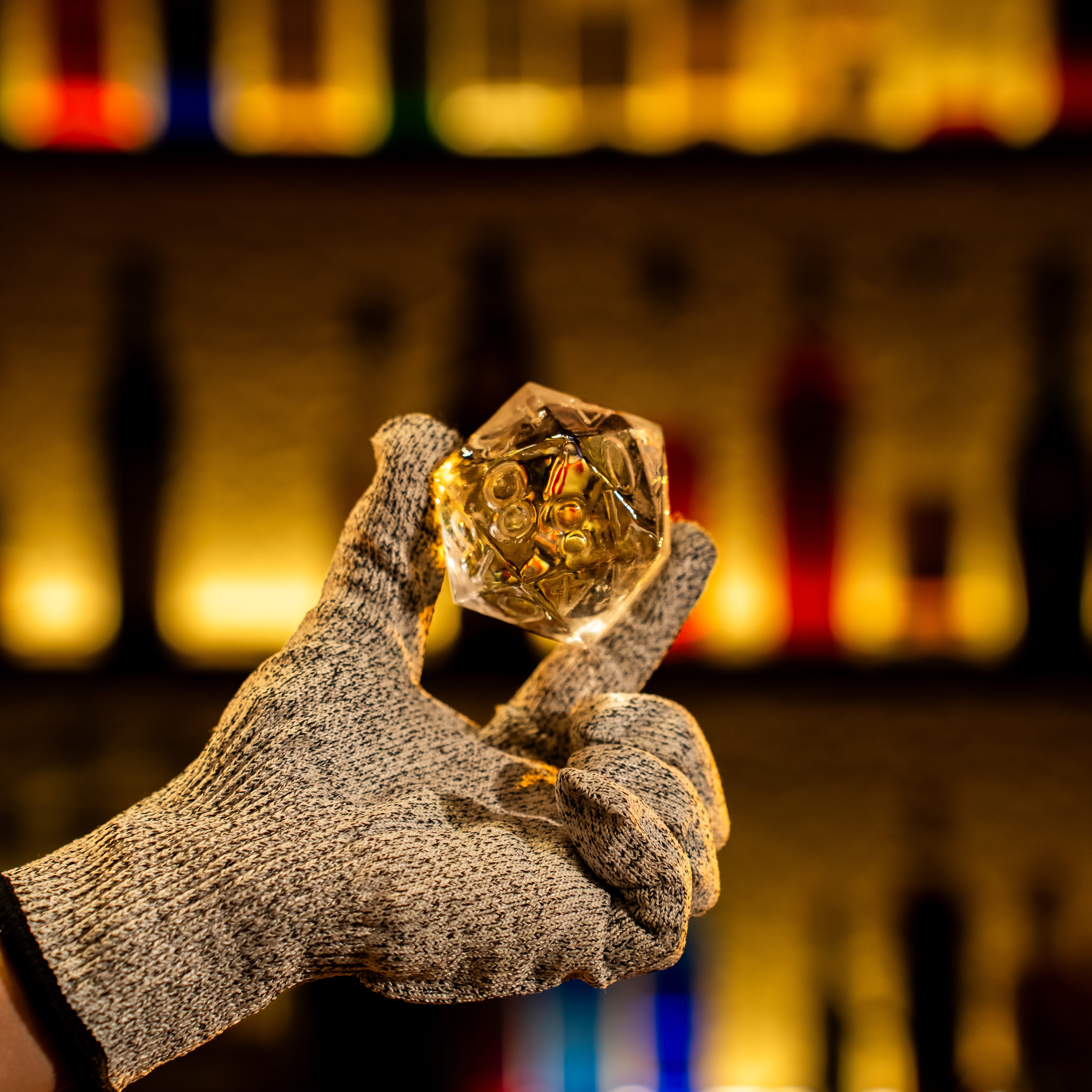 The 6 Key Differences Between Ice Ball and Ice Cube Presses
